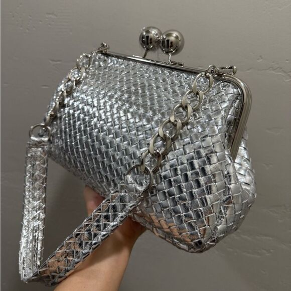 Stunning Silver Woven Leather Handmade Large Ball Kisslock Purse/Multi Use Bag - Picture 7 of 12